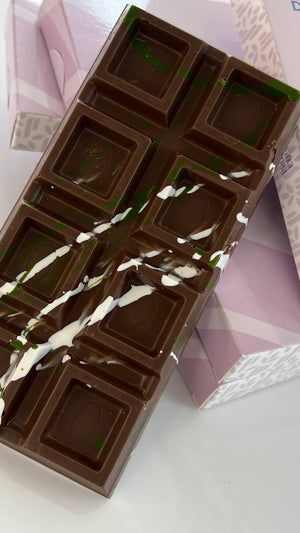 Dubai Kunafa Chocolate