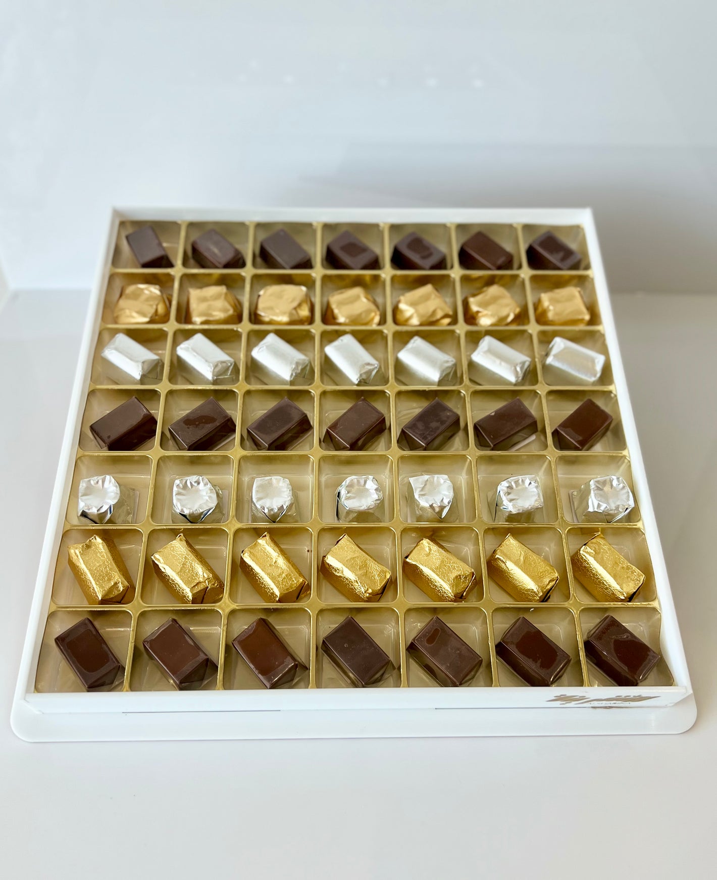 Alsharina Cove Chocolate Box